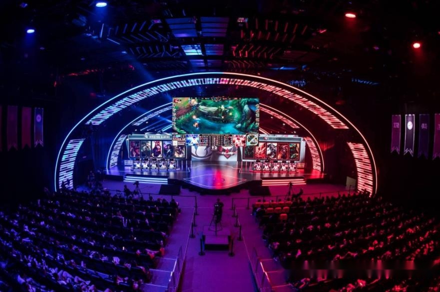 彰显了自己 彰显了自己