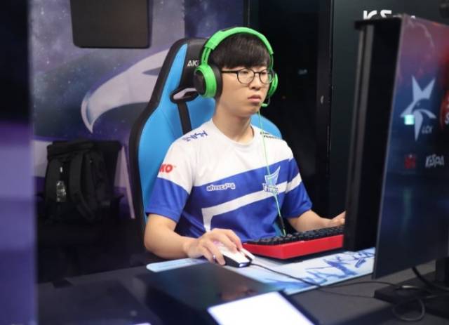 在國家隊更 在國家隊更