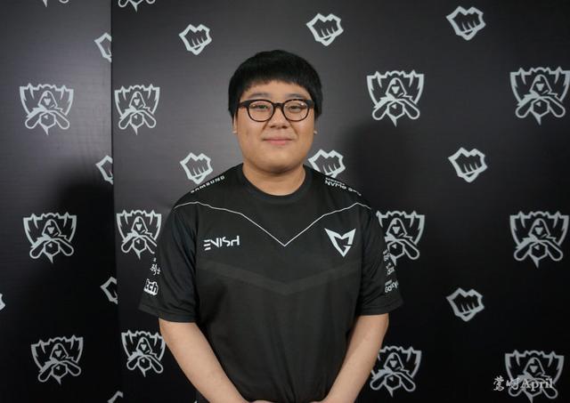 招募围绕关 招募围绕关