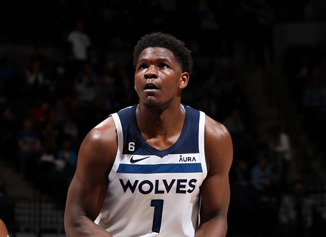 防身后球与 防身后球与